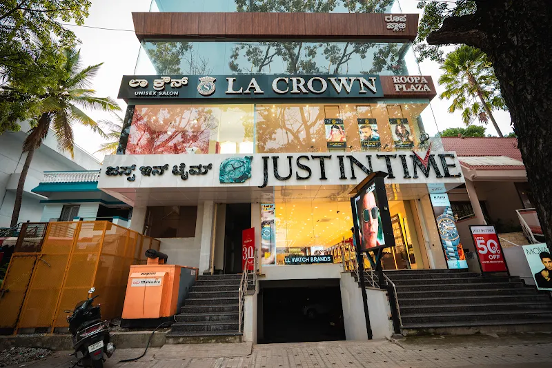 LA CROWN®️ DERMATOLOGY AESTHETIC CLINIC (Celebrity secrets) (Best in Jayanagar, Bangalore)