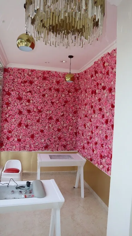 LA CROWN®️ DERMATOLOGY AESTHETIC CLINIC (Celebrity secrets) (Best in Jayanagar, Bangalore)