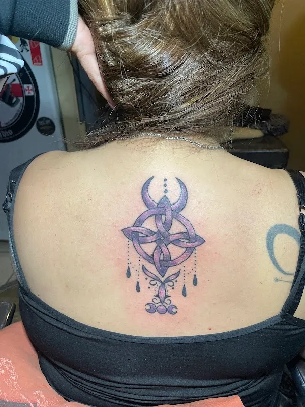 Templario Tattoo Studio Privado - Tatuajes Piercing y Eliminacion Láser