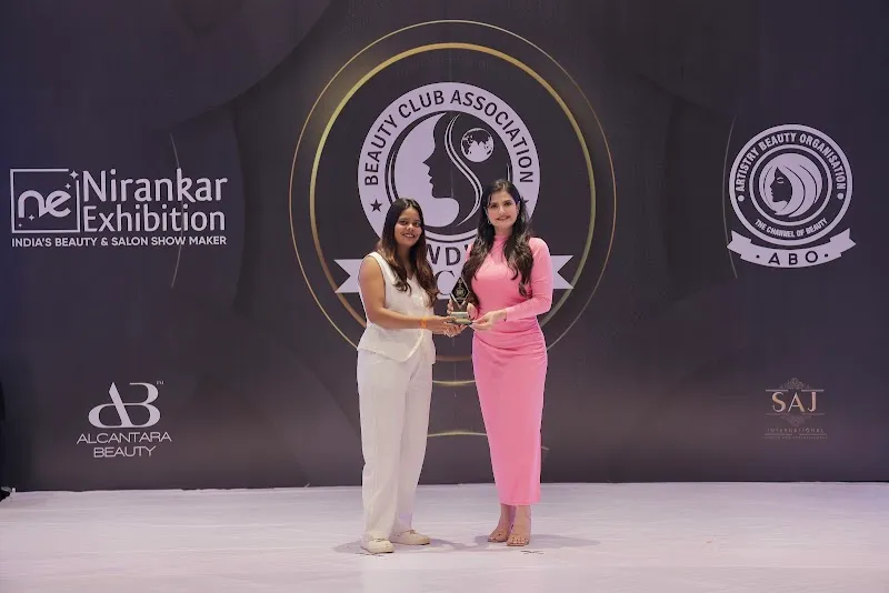 Sarathe's International Hair & Beauty Family Salon & Academy - Navsari
