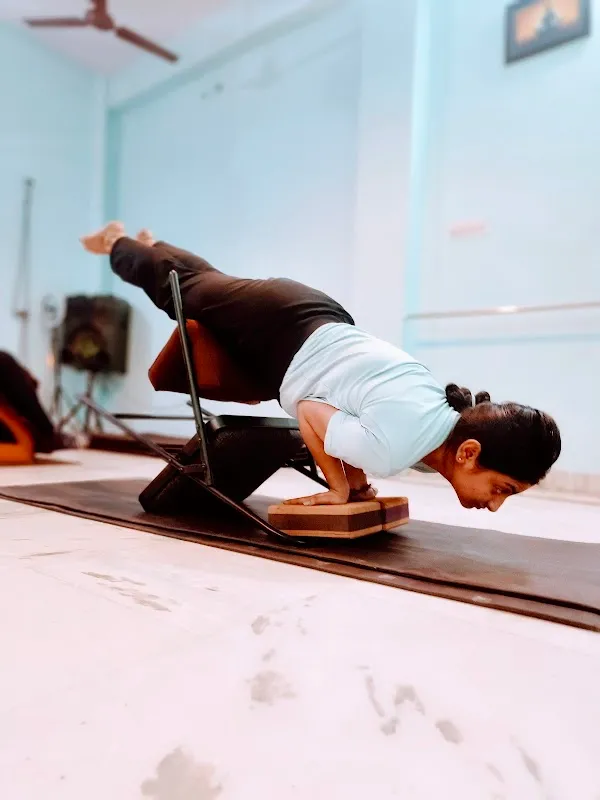 Anjali Acupressure Treatment & Yoga center - Jaipur, wellness centre in Jaipur