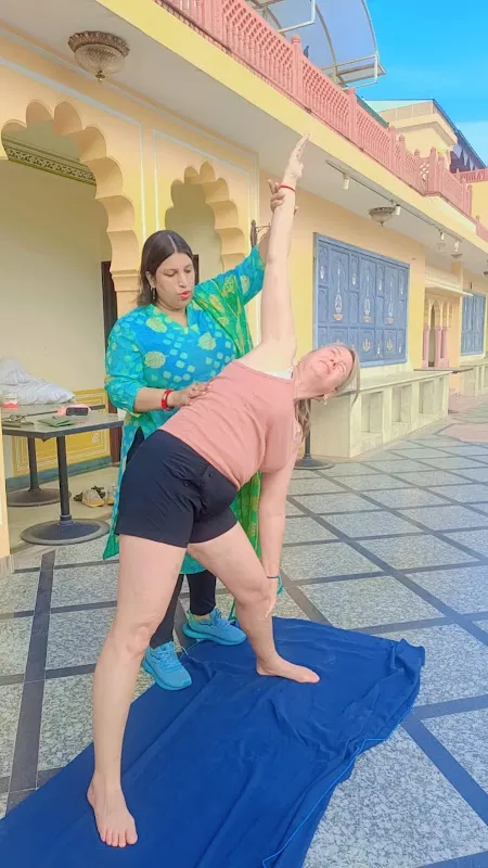 Anjali Acupressure Treatment & Yoga center - Jaipur, wellness centre in Jaipur
