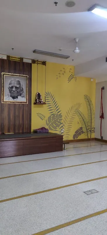 Iyengar Yogamandala