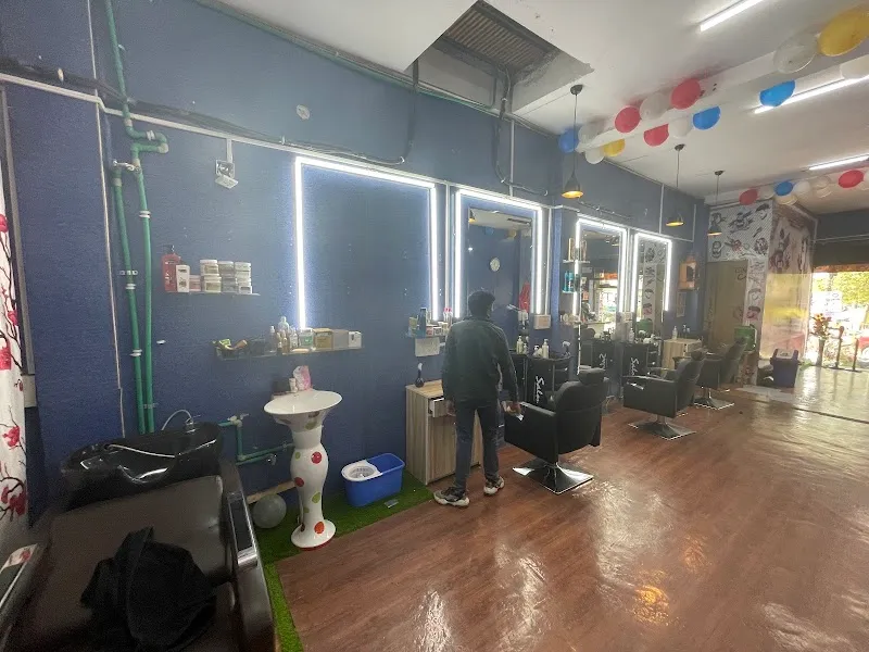Green land unisex salon