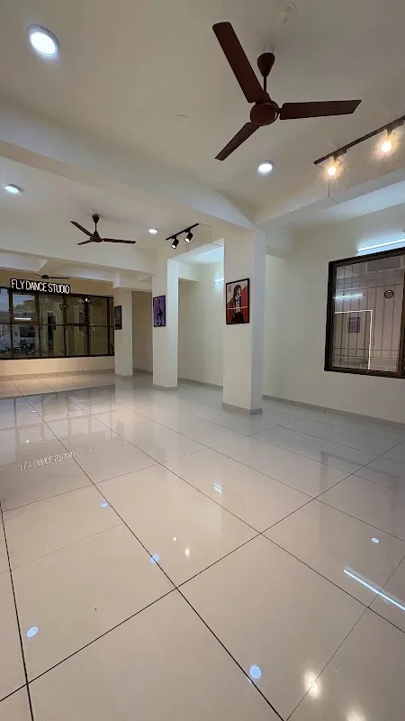 Fly Dance & Fitness Studio