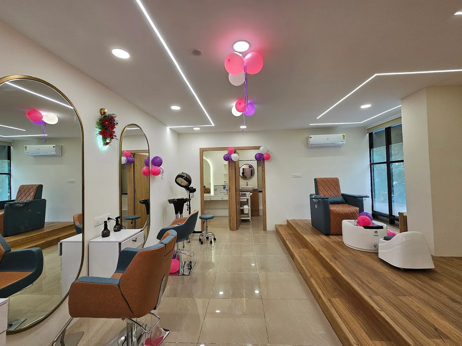 STUDIO11 Family Salon Dilsukhnagar