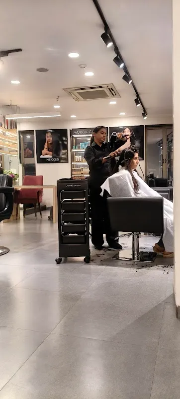 Lakme Salon For Him and Her in Kemps Corner,Mumbai