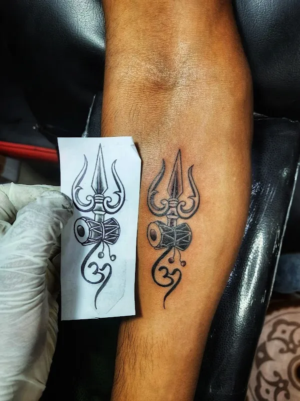 Sasi Wins Tattoo Shop