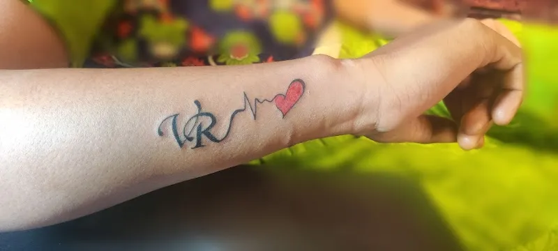 Sasi Wins Tattoo Shop