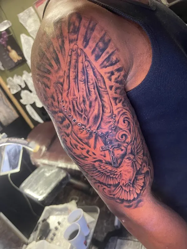 Madin Ink Tattoo