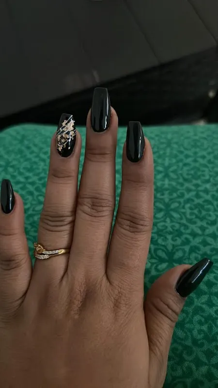 essentials salon & academy