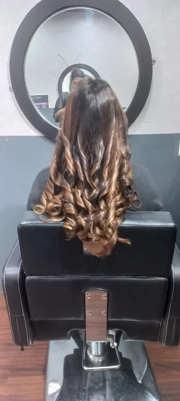 essentials salon & academy