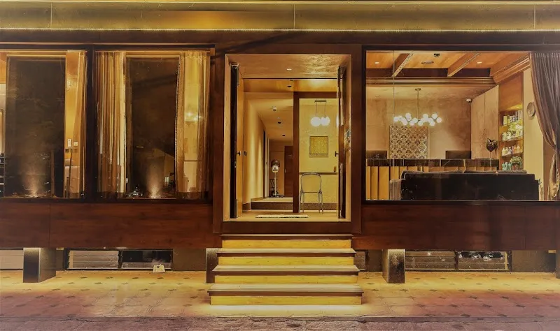 La Essencia Spa, Salon & Stretching Studio