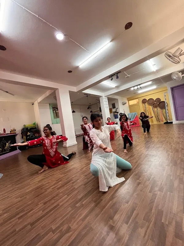 Dance with AGMI- Best dance classes for kids, teens and adults. Bachata Partnerwork & Kathak