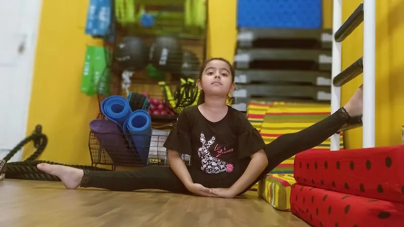 Dance with AGMI- Best dance classes for kids, teens and adults. Bachata Partnerwork & Kathak