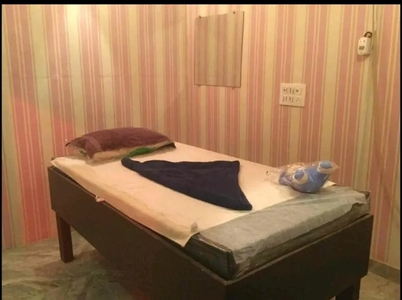 Lovely Gold Health Spa I Spa in Dwarka Mor
