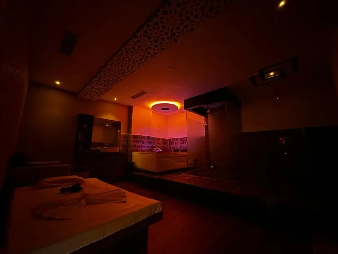 Heaven Wellness Spa In Ghatkopar | Thai Massage | Deep Tissue Massage | Dry Massage | Jacuzzi | Hammam