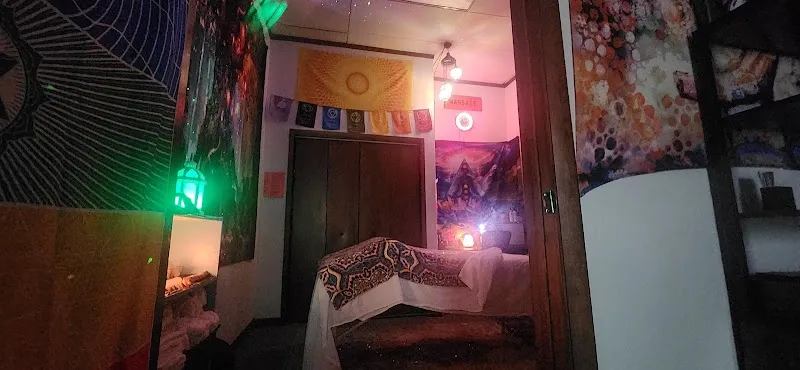 Strong Soul Massage & Reiki