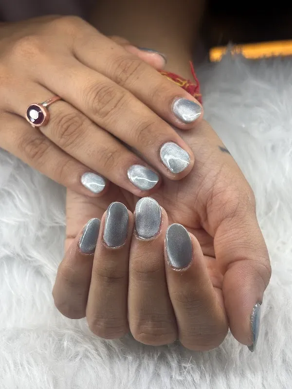 IINFINIITE BEAUTY STUDIO