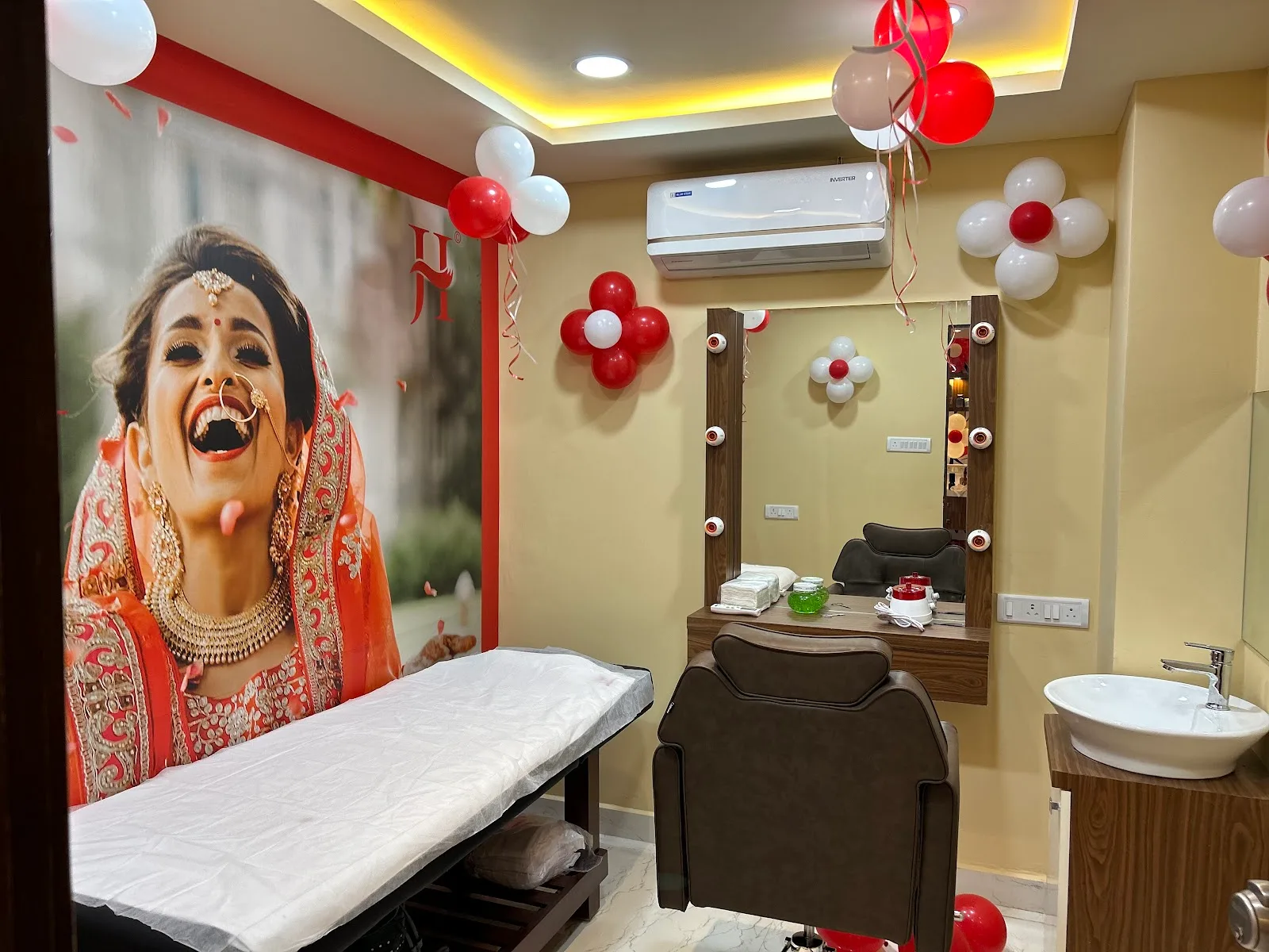 Jawed Habib Hair & Beauty Salon- Serilingampalle