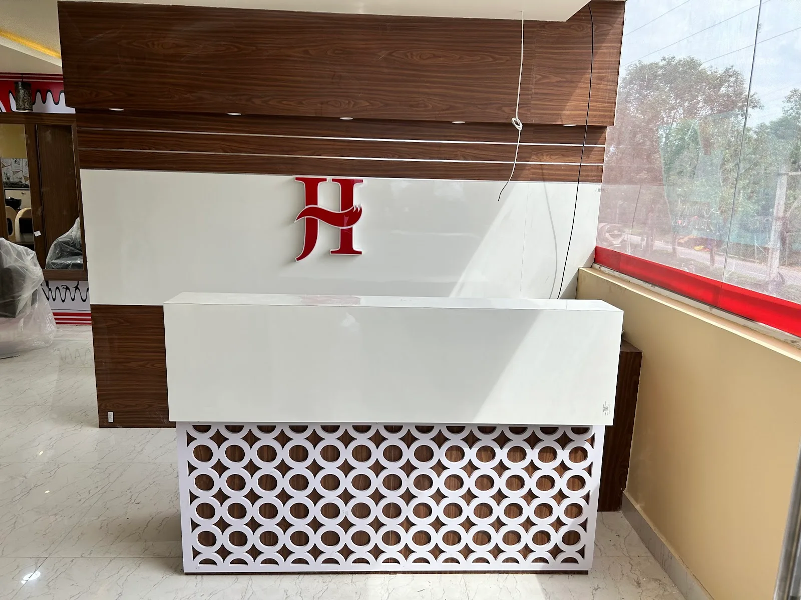 Jawed Habib Hair & Beauty Salon- Serilingampalle