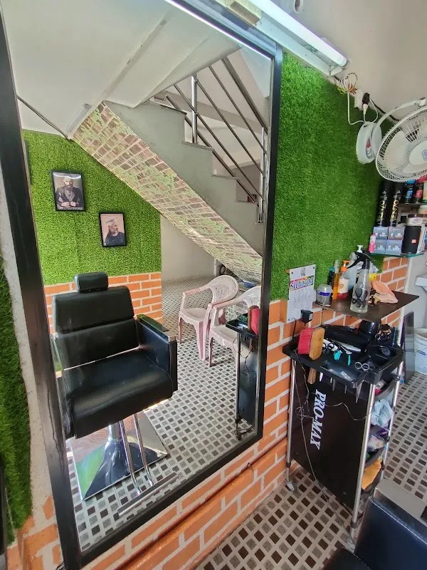 SHALOM UNISEX SALON