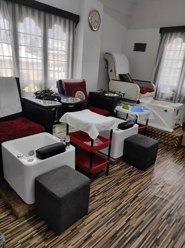 Spark Beauty Salon