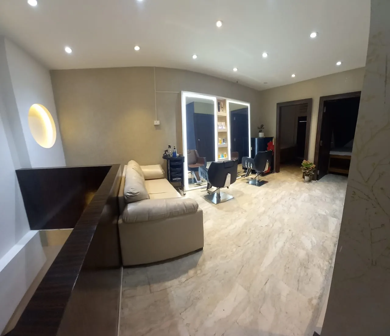 W Studio- The Family Salon