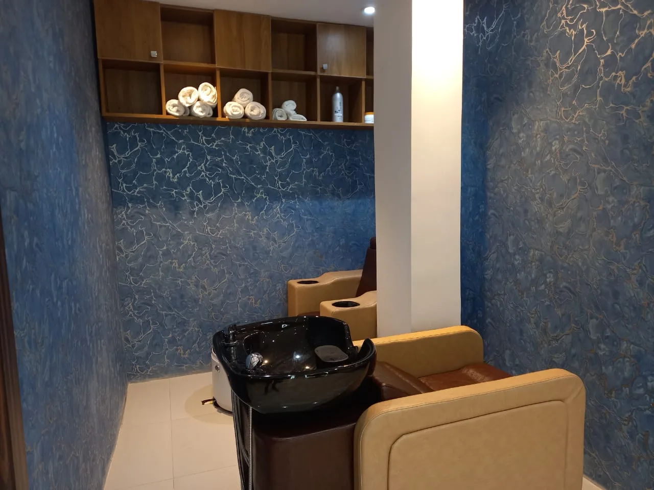 W Studio- The Family Salon