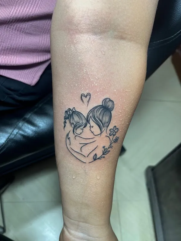 SB TATTOO STUDIO