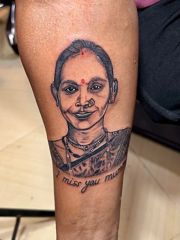 SB TATTOO STUDIO