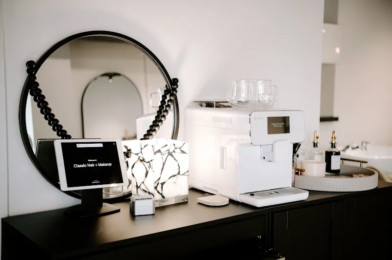 UNdeux Hair Studio