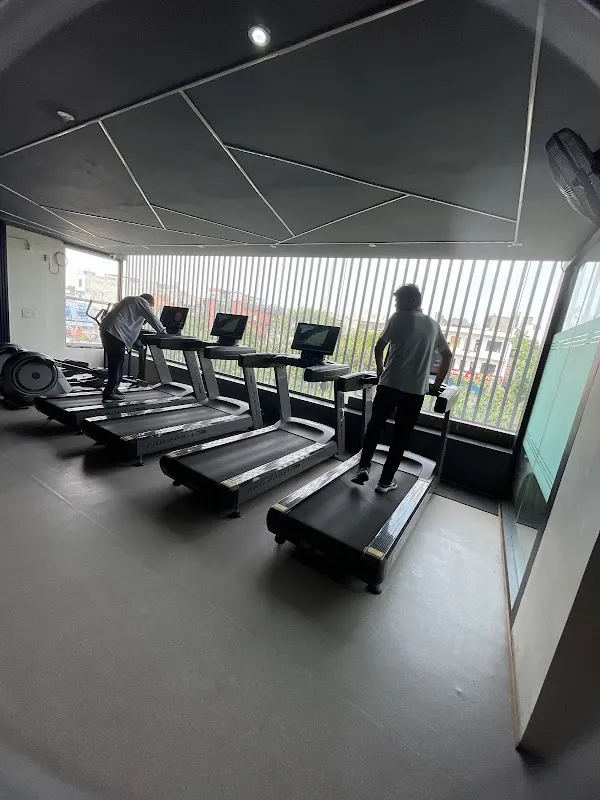 M-FIT CLUB