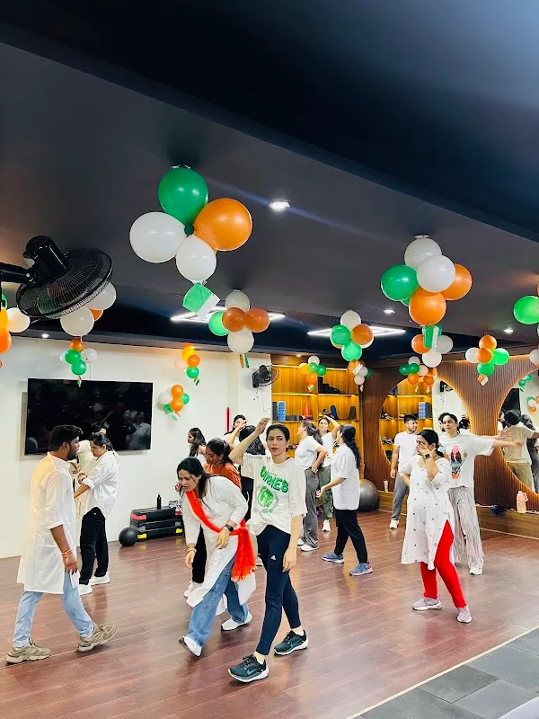 M-FIT CLUB