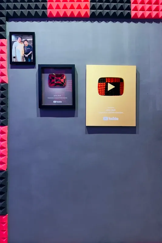 Shiney Studio Audio & Video