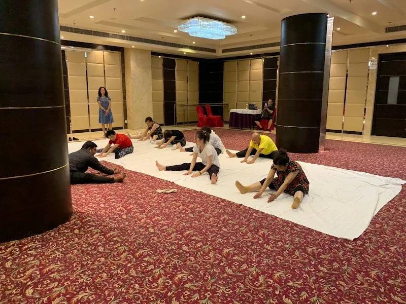 Universe Yoga/NIHY