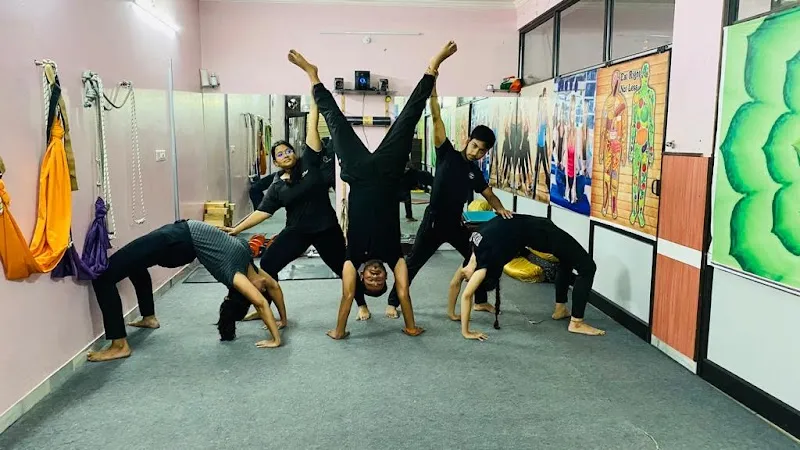 Universe Yoga/NIHY