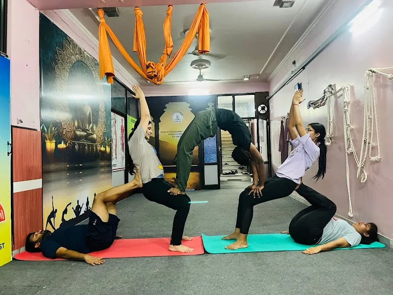 Universe Yoga/NIHY