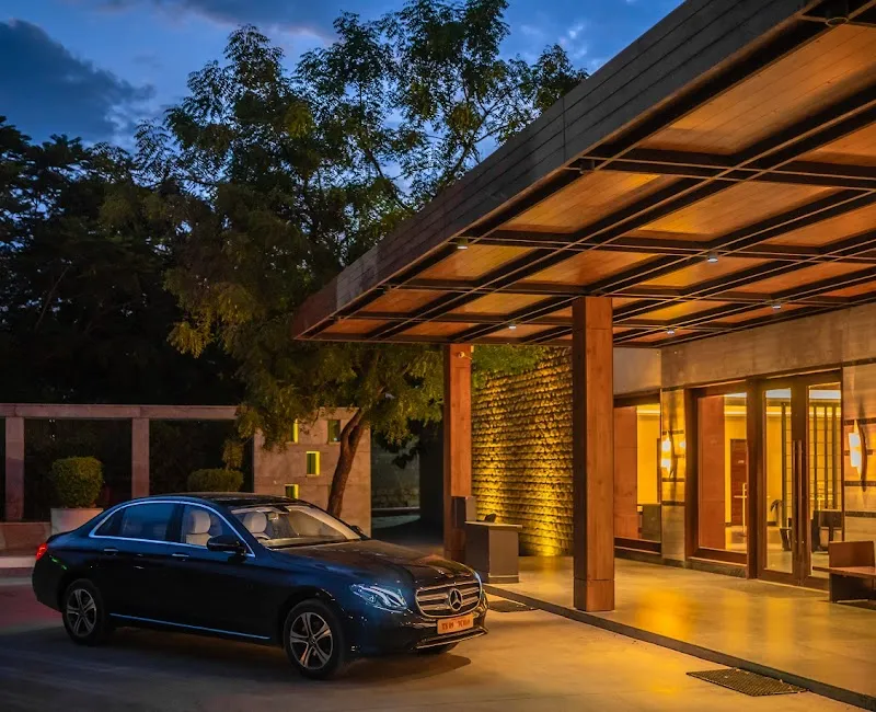 The Majik House: Global Creative Agency