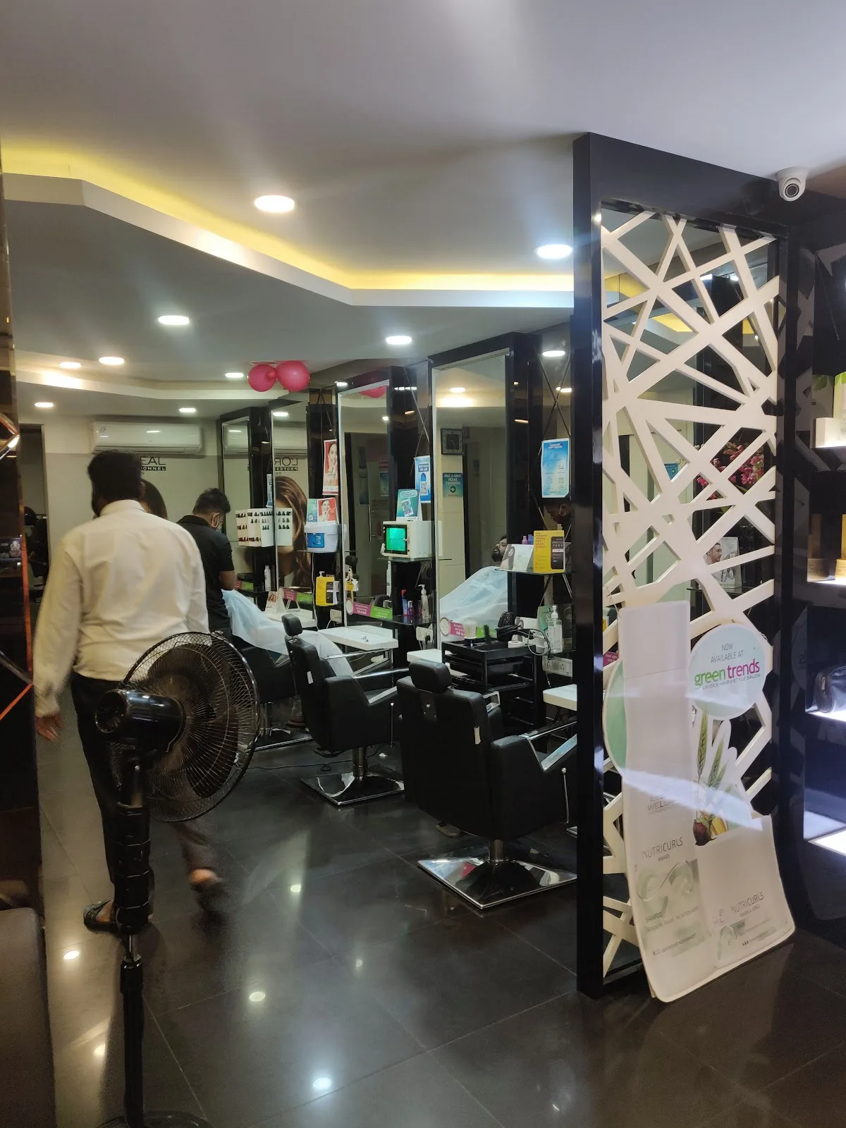 Green Trends Unisex Salon, Sholinganallur, Chennai