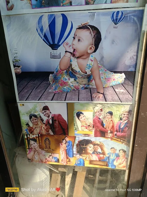 Suryakant Photo Studio