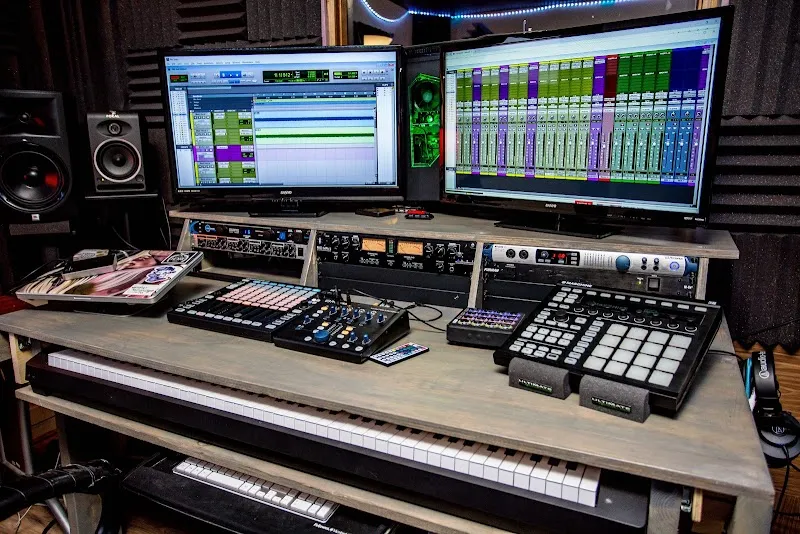 AVN Music Studio