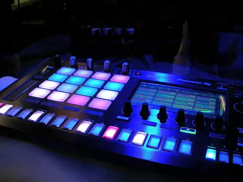 AVN Music Studio