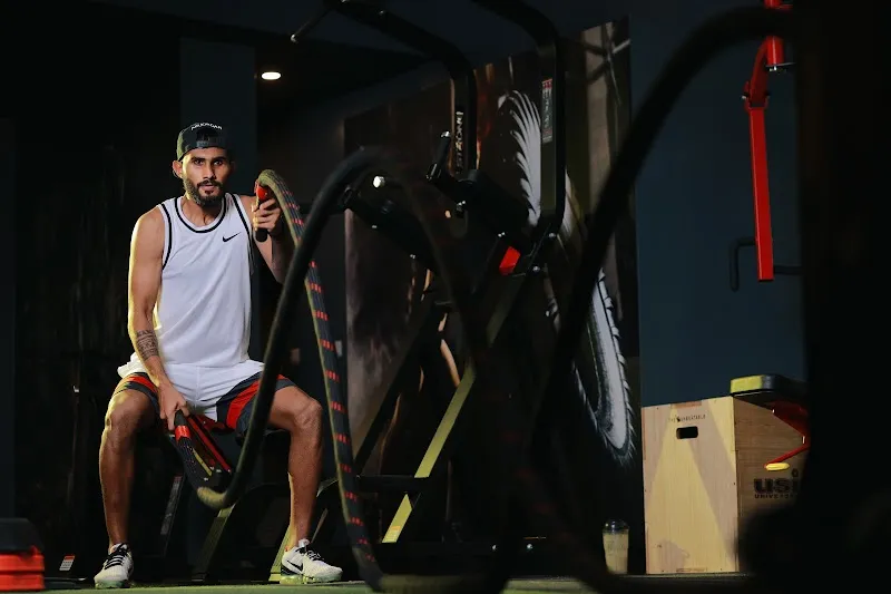 SB15 FITNESS STUDIO