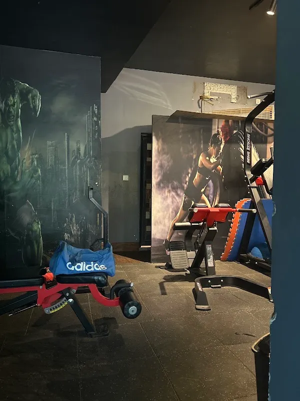 SB15 FITNESS STUDIO