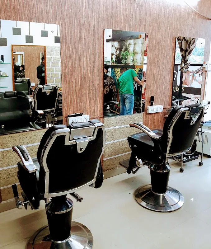 (pm)Hair Studio Hair and Beauty Salon