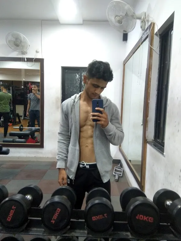 Gym STRIKER – Fitness for All