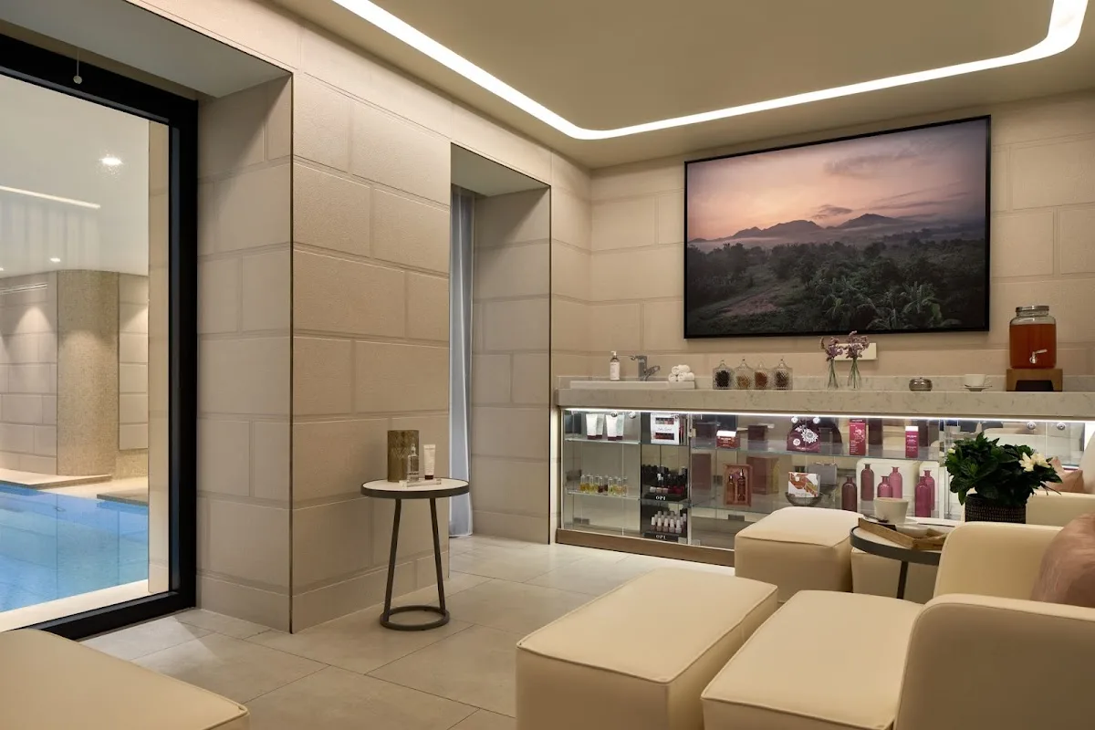 Celine Spa by Cinq Mondes