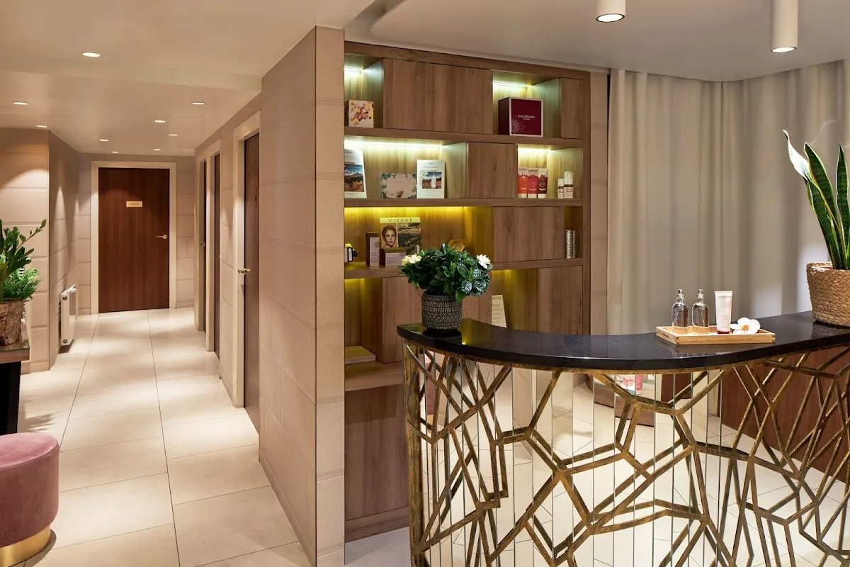 Celine Spa by Cinq Mondes