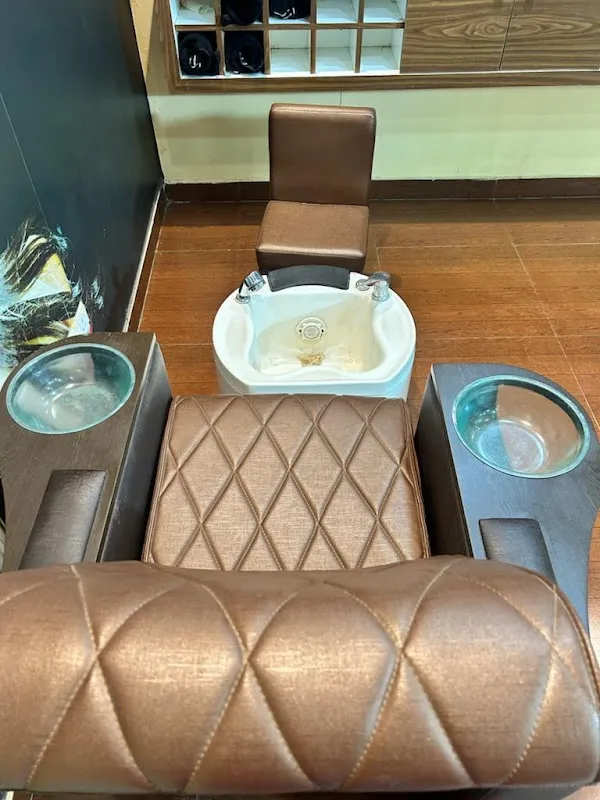 Blow & Dry Hair & Beauty Salon